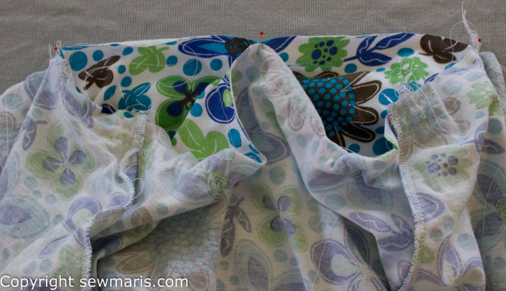 Taming your gathering stitches tutorial by Sew Maris