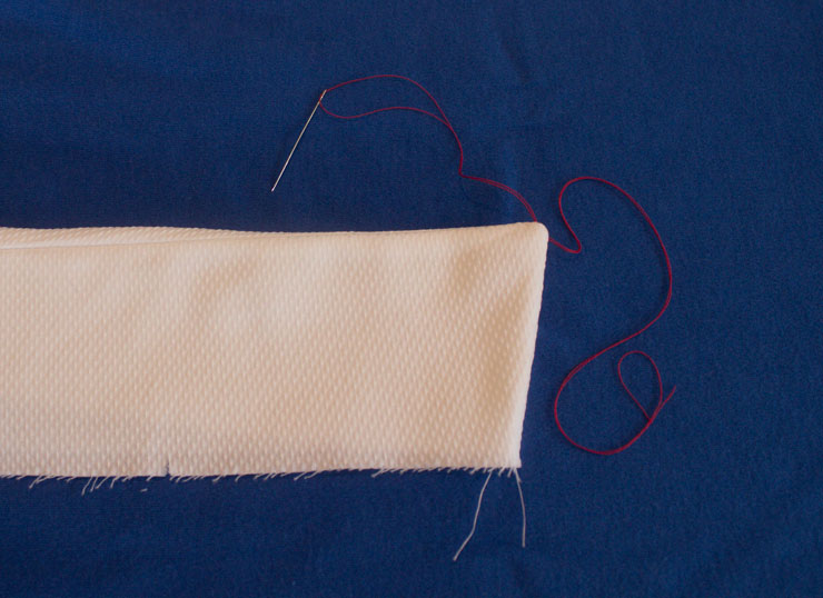 Creating perfect collar points by Sew Maris