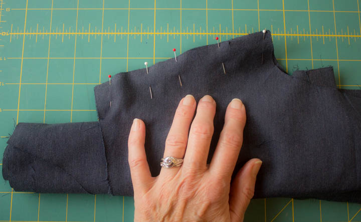 Grainline Archer Sew-Along by Sew Maris