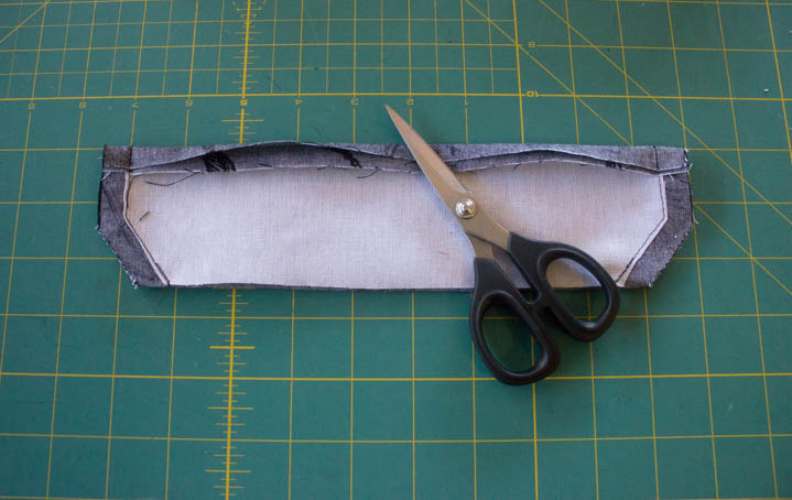 Grainline Archer Sew-along by Sew Maris
